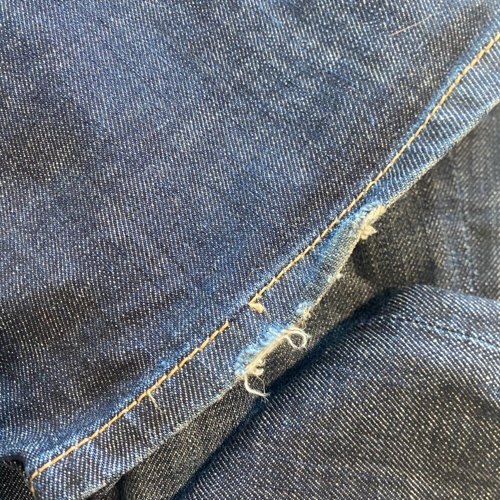 Vtg Guess Premium Y2K Denim Flare Leg Dark Wash Mid Rise Low Rise Jeans Size 31 - Picture 13 of 16